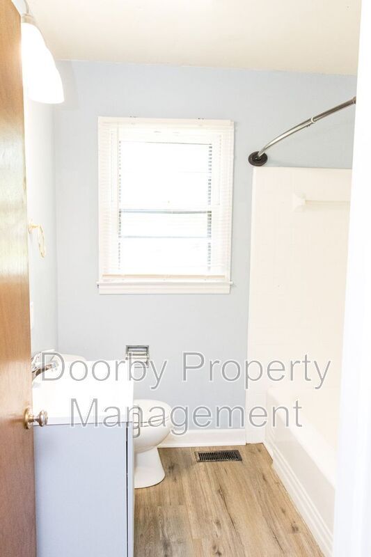 Building Photo - 3625 Sunrise Terrace