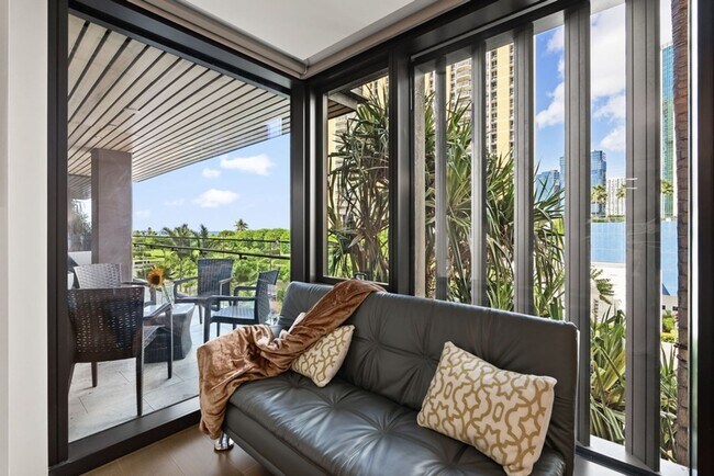 Building Photo - Park Lane Getaway by Gather: 2BR Oceanview...