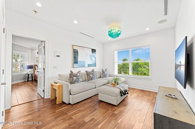 Building Photo - 133 Windemere Pl