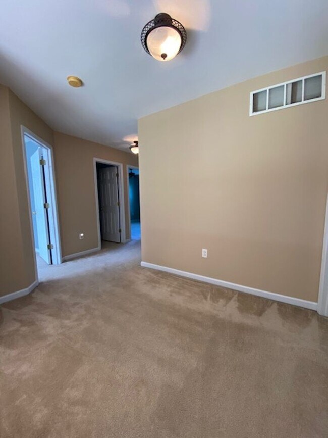 Building Photo - 2209 Tigers Way