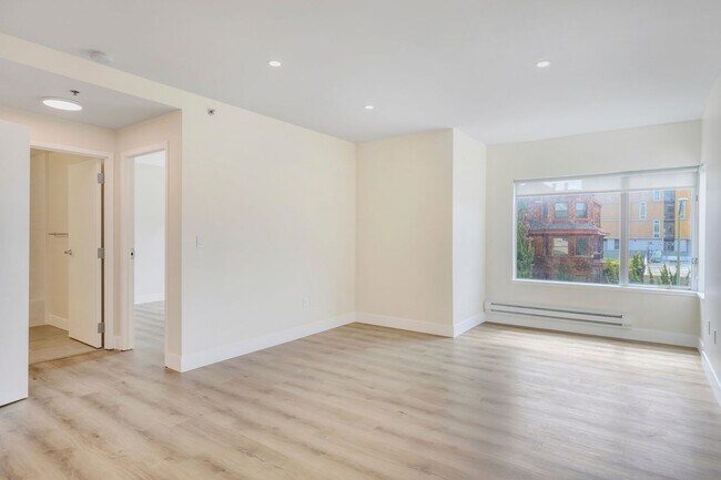 Building Photo - 1401 Jackson St