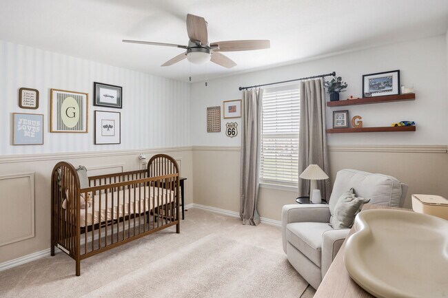 Building Photo - 10016 Thornapple Rd