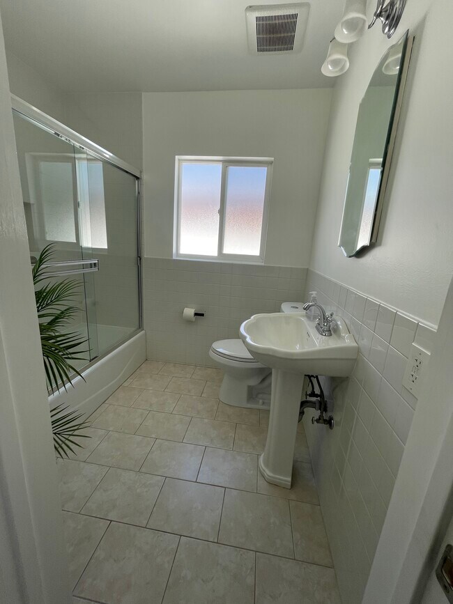 Bathroom - 7811 Paso Robles Ave