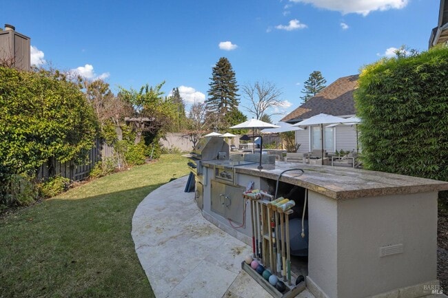 Building Photo - 470 Eastin Dr