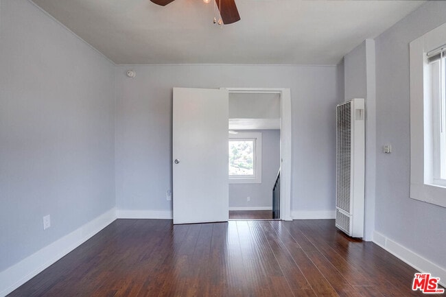 Building Photo - 3046 Chadwick Dr