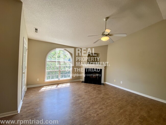 Building Photo - *Move In Special* Deacon Ridge Gated Commu...