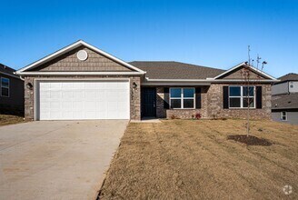 Building Photo - Beautiful Home!
