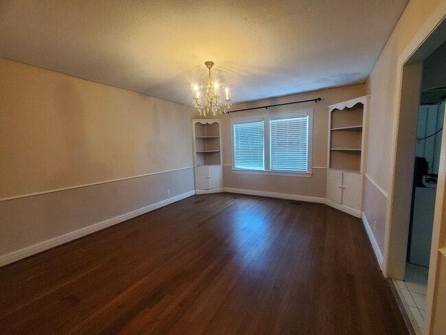 Building Photo - 4309 Ave N Ursuline St