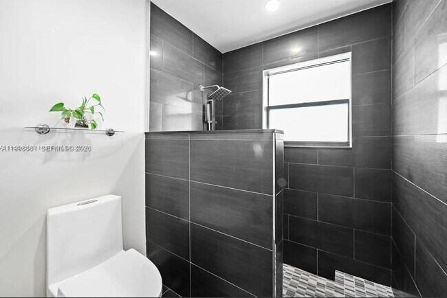 Building Photo - 2089 Augusta