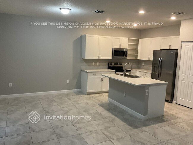 Building Photo - 20700 NE 2nd Ct