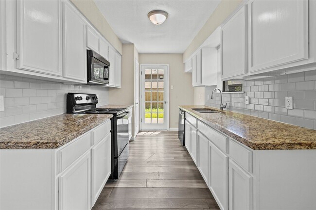 Building Photo - 5026 Fitzwater Dr