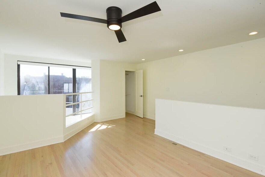 Building Photo - 843 W Grace St