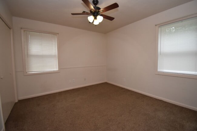 Building Photo - 4 Bed 2 Bath Home in Ruston