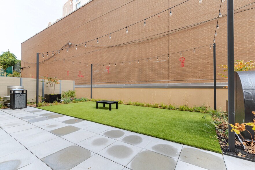 Building Photo - 151 S Elliott Pl