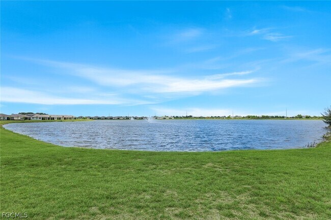 Building Photo - 421 Coral Reef Pl