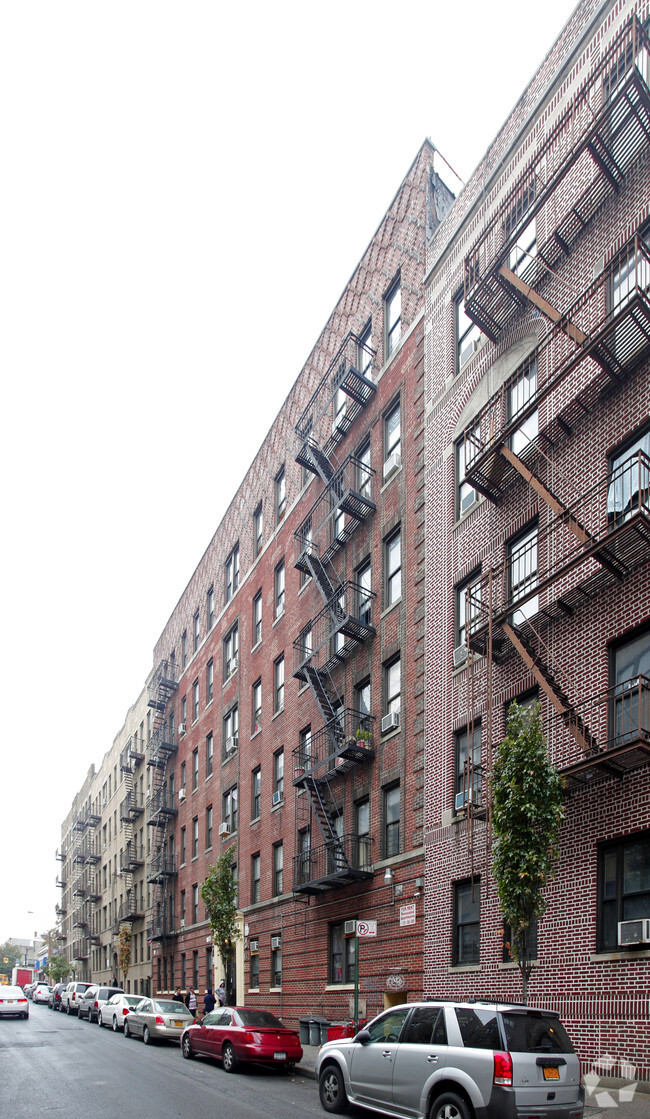 Building Photo - Jowald Manor