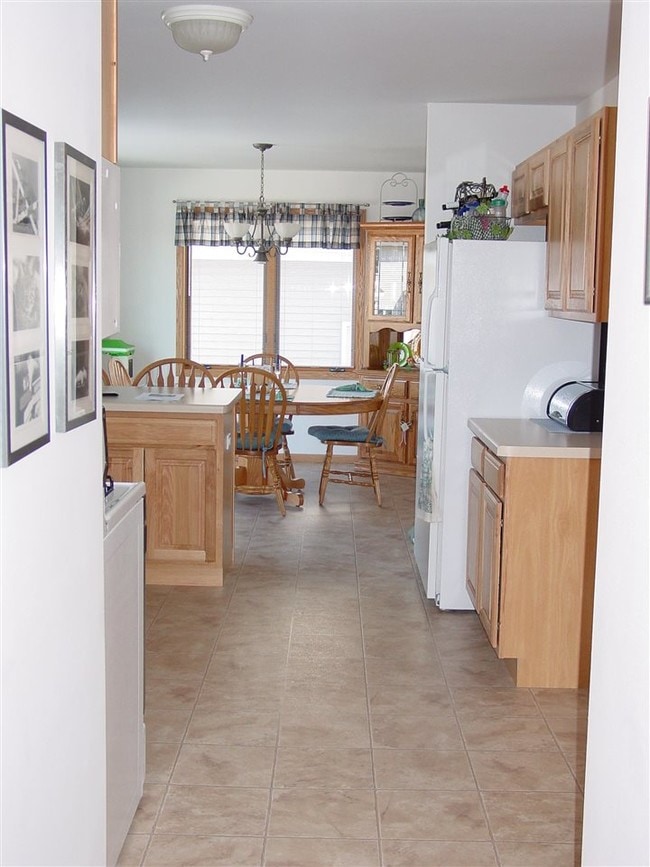 Building Photo - 5506 Quarry Hill Dr