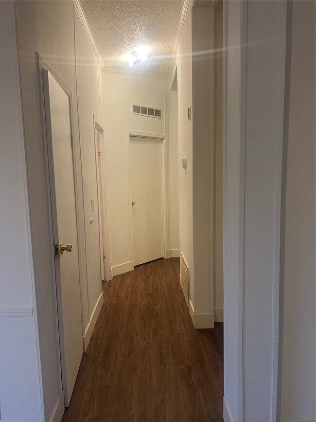 Building Photo - 10312 FM457