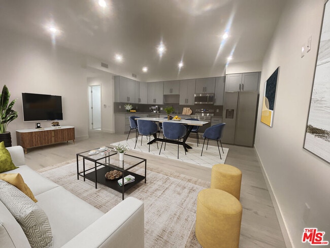 Primary Photo - 10455 Etiwanda Ave