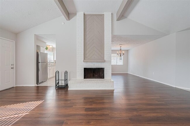 Building Photo - 17114 Quail Glen Dr