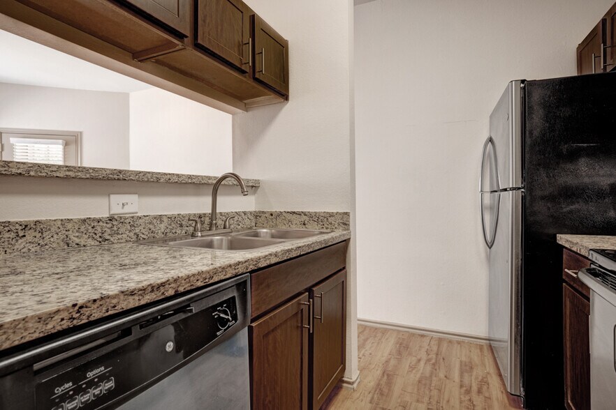 Elm Hollow Apartments 12770 Bandera Rd Helotes TX 78023 Apartment