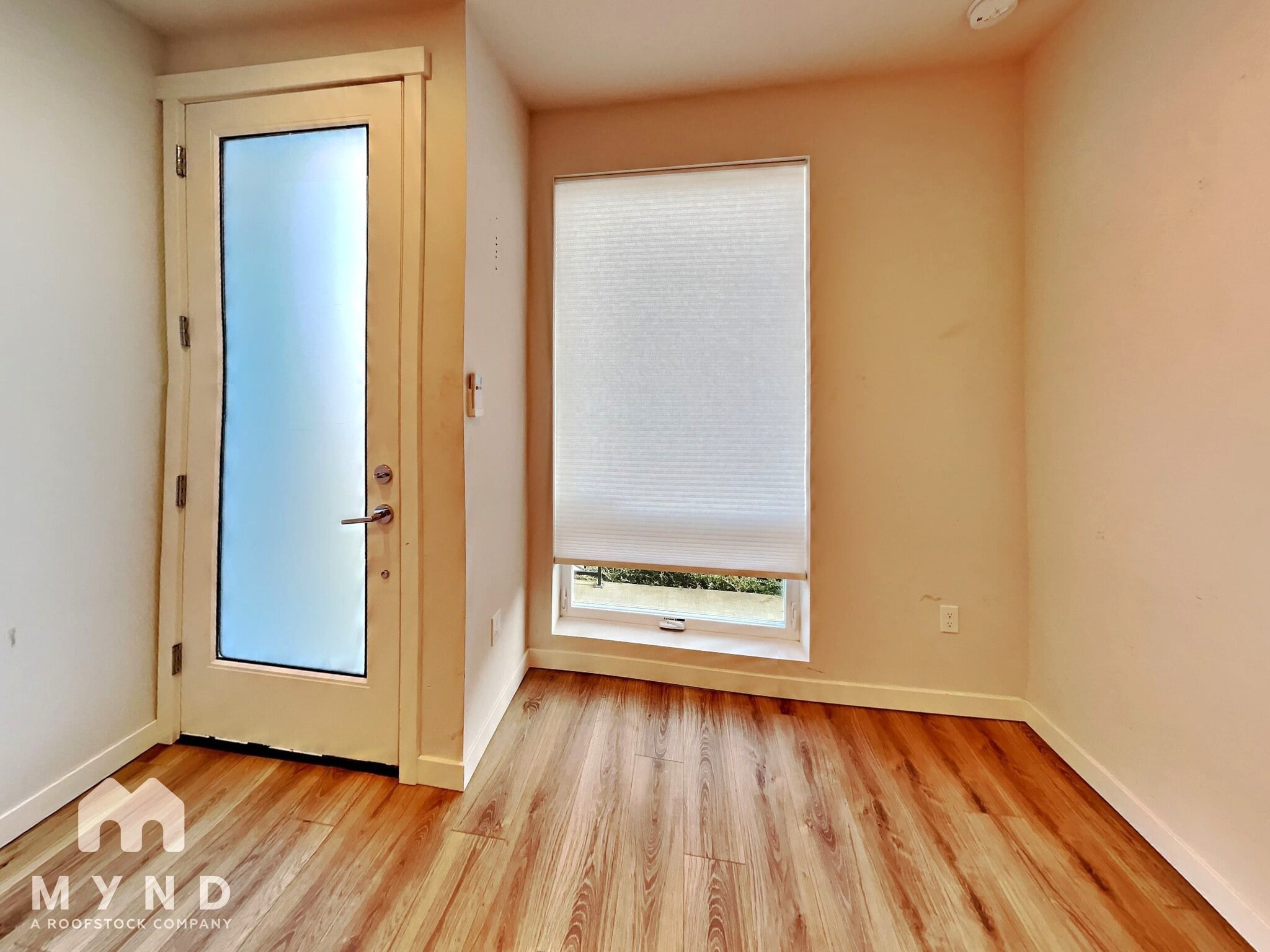 Building Photo - 7023 42nd Ave S