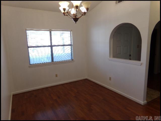 Building Photo - 301 Kings Row Dr