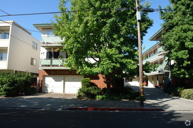 Building Photo - 125 Lorton Ave