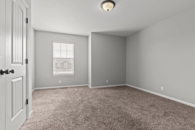 Building Photo - 20101 E 24th Terrace Ct S