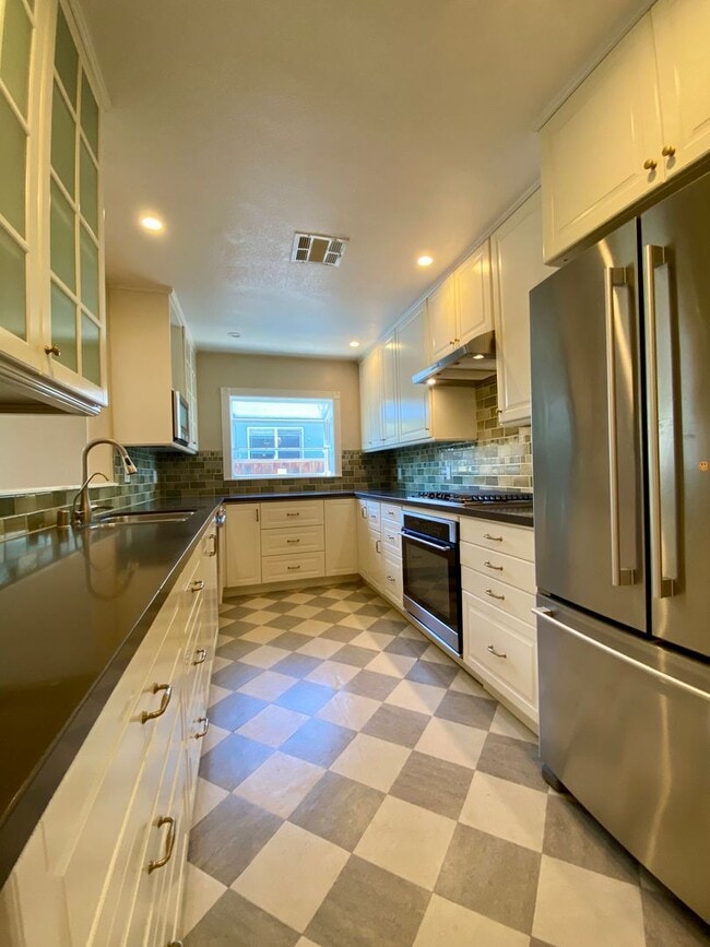 Building Photo - Single Family Home in Santa Clara Home with Large Backyard