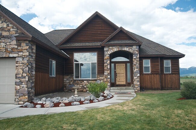 Building Photo - 125 Sagewood Dr