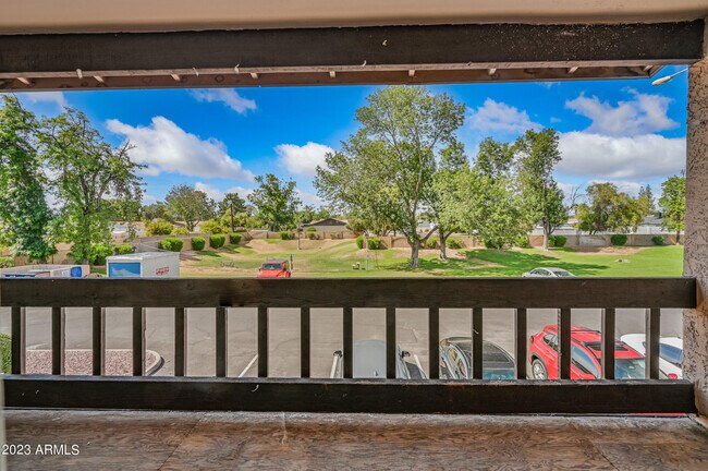 Building Photo - 520 N Stapley Dr