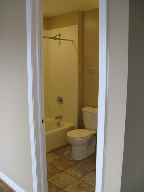 Building Photo - 1551 Glenn Ave