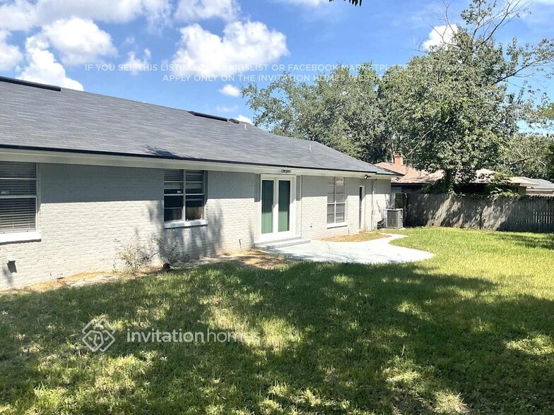 Building Photo - 4063 Greenwillow Ln W