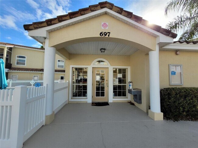 Building Photo - 673 Sandy Neck Ln