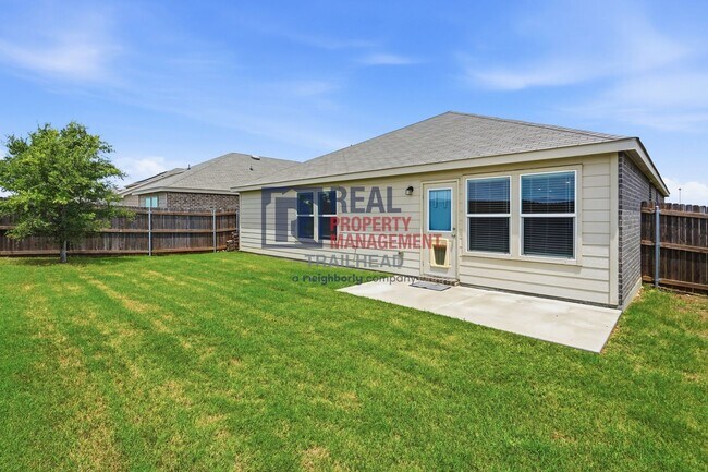 Building Photo - Modern 4-Bedroom Home in Newberry Point