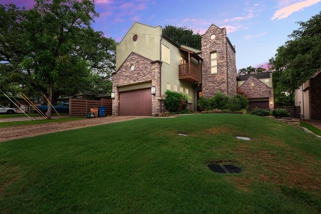 Building Photo - 2400 Kinney Rd