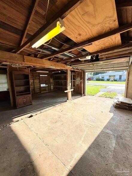 Building Photo - 1200 Wilson Ave