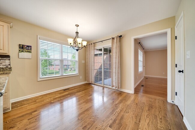 Building Photo - 176 Longspur Dr