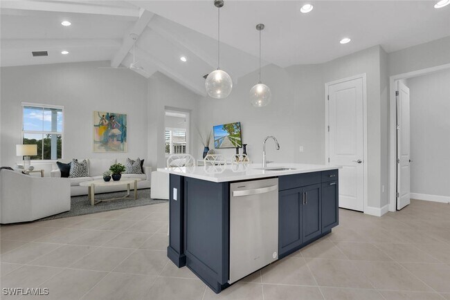 Building Photo - 7124 Saona CT