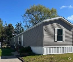 Building Photo - 188 Lakeshore Cir