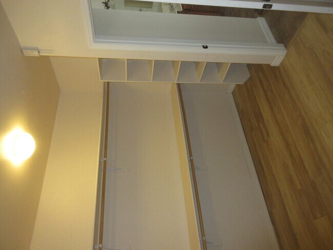 Building Photo - 8201 Grape View Ct NE