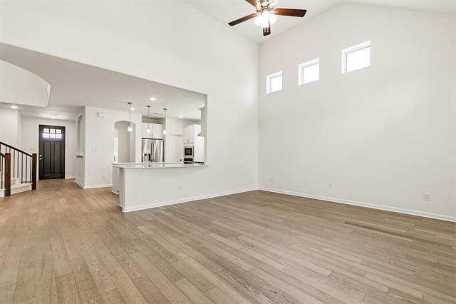 Building Photo - 1424 Bettolo Dr