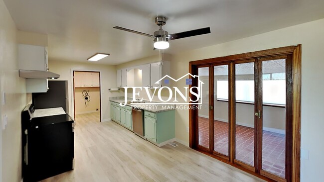 Building Photo - Water and sewer included! Comfortable 3-be...