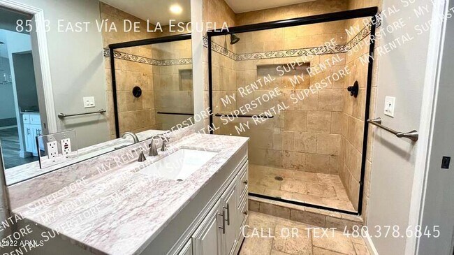 Building Photo - 8573 E Vía De La Escuela