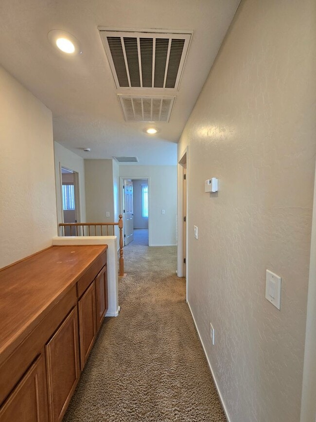 Building Photo - An Amazing 3 Bedroom, 2 Story Home in Silverstone Ranch.