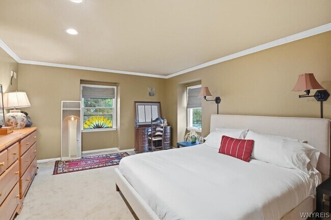Building Photo - 125 Amberwood Dr