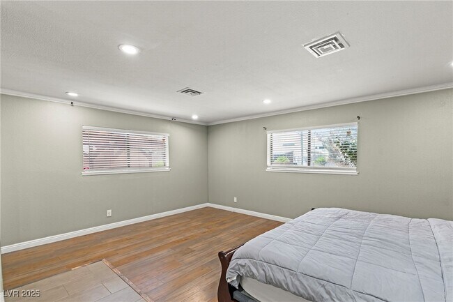 Building Photo - 1765 Belcastro St