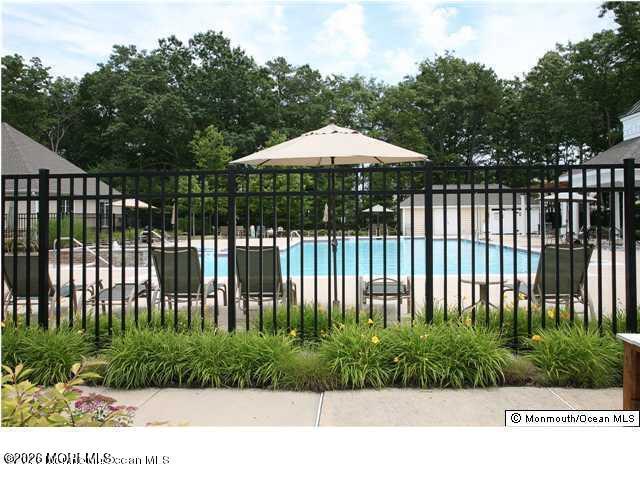 Building Photo - 523 Sophee Ln