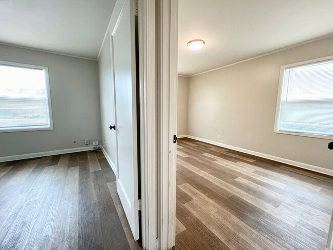 Building Photo - MUST SEE - Updated Single Family Rancher -...